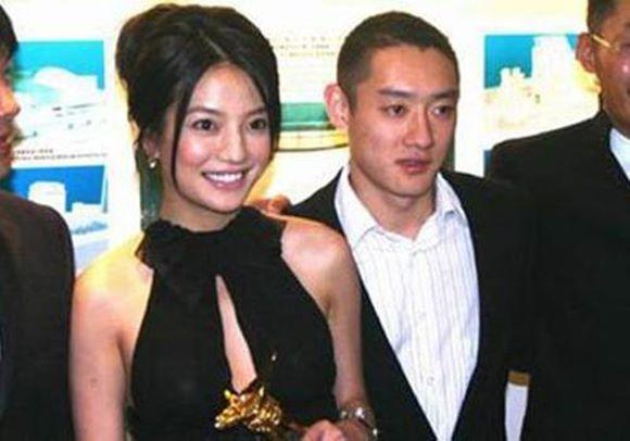 Những tai tiếng khó gột rửa trong sự nghiệp Triệu Vy-5