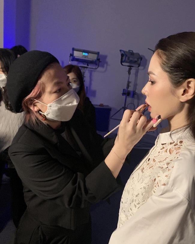 Bóc trần nhan sắc thật của Son Ye Jin ở tuổi U40 qua ảnh chụp cận mặt-3