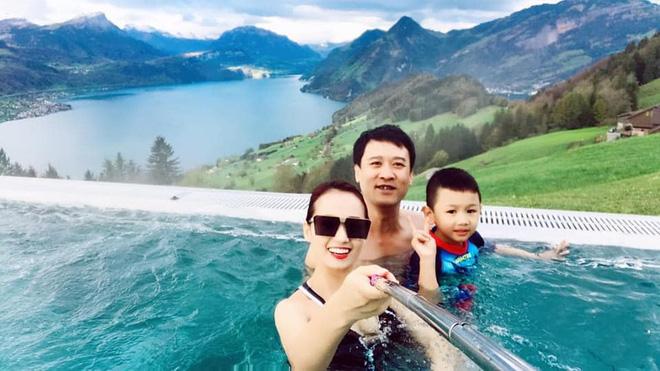 Bỏng mắt trước vòng 1 phồn thực của Lã Thanh Huyền-17