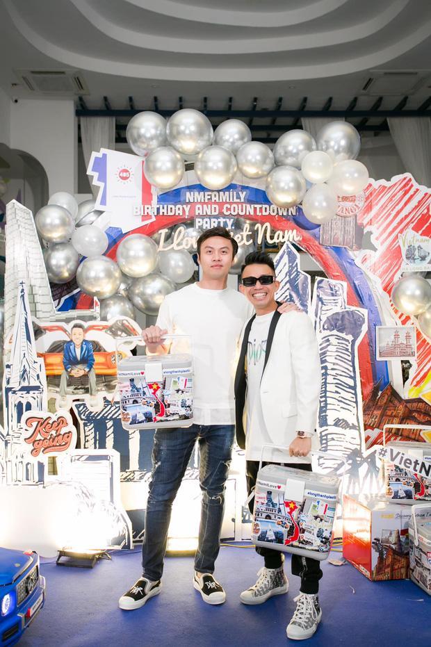 Shark Khoa chạnh lòng dự sinh nhật cháu trai Minh Nhựa-3