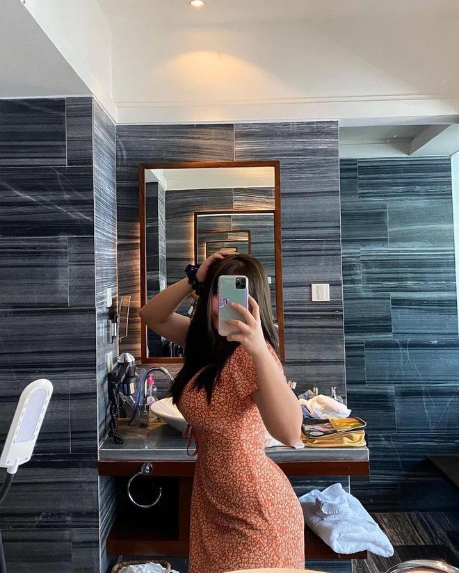 Ngoại hình phổng phao, xinh xắn của con gái thứ 2 Minh Nhựa và vợ cả-6