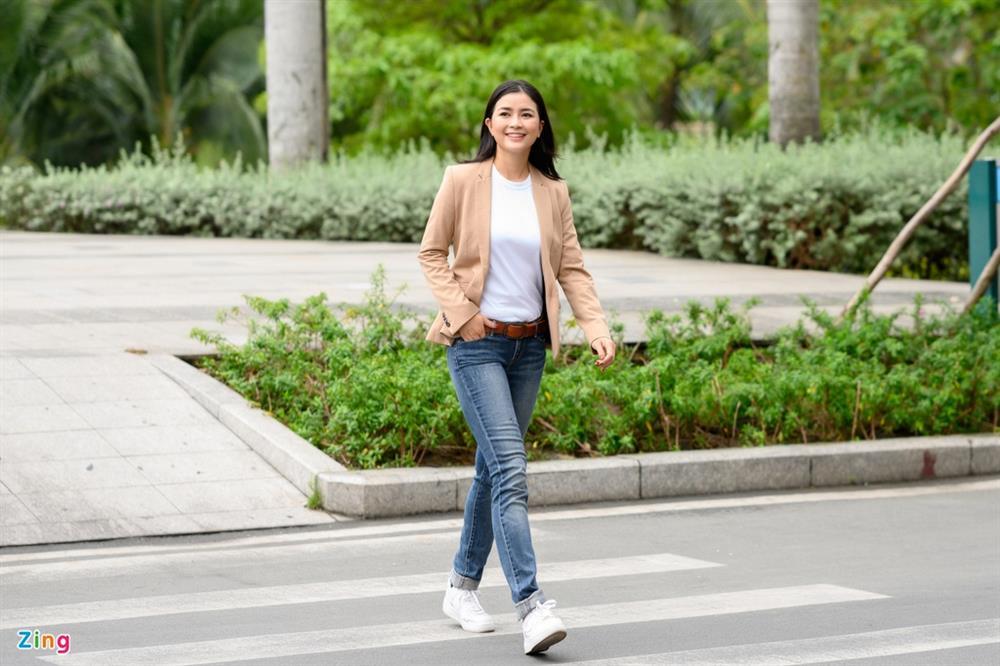 Diễn viên Diệu Thúy bỏ showbiz, tốn 6 tỷ đồng để trở thành phi công-2