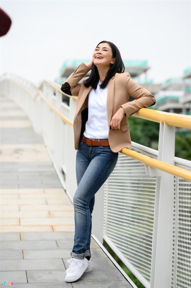 Diễn viên Diệu Thúy bỏ showbiz, tốn 6 tỷ đồng để trở thành phi công-4