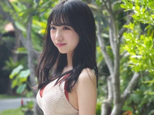 Nữ ca sĩ Nhật Bản sẽ sụp đổ vì vào khách sạn với 2 sao nam?-3