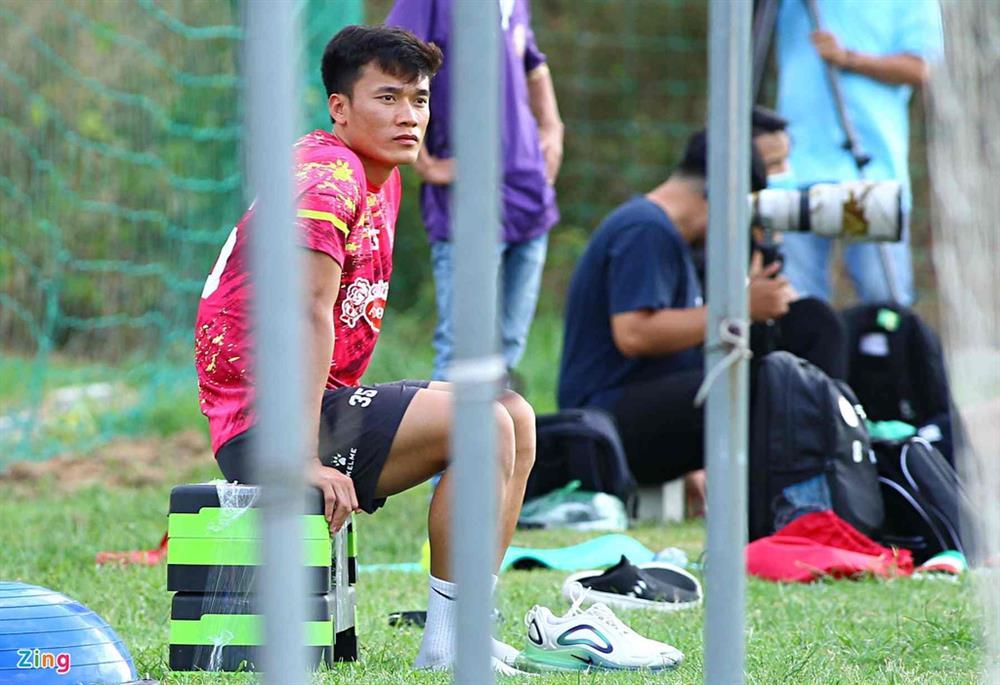 Hoàng Thịnh nghỉ tập ở CLB TP.HCM-8