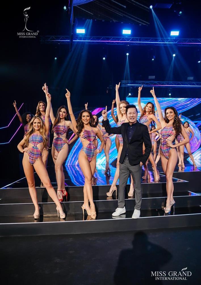 Ngọc Thảo bùng nổ bán kết Miss Grand, Phó Chủ tịch trầm trồ-12