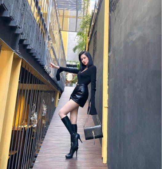 Tâm Tít đặt giày hàng chục triệu đồng nhưng bị soi lỗi chính tả-6