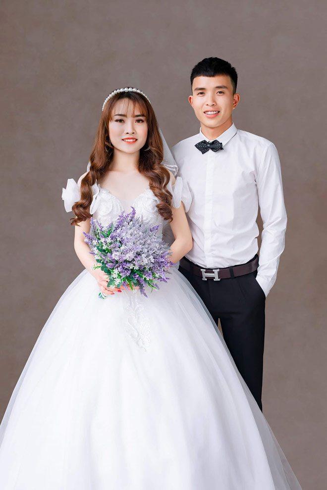 Cặp đôi xứ Nghệ gây bão vì nụ hôn ngày nhập ngũ 2 năm trước, giờ đã về chung nhà-3