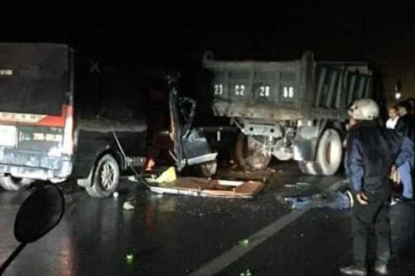 Xe khách tông xe tải, 3 người tử vong ở Thái Nguyên-1
