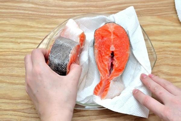 Rã đông cá, thêm thứ này vào đảm bảo thịt không bị nhão, hương vị thơm ngon-4