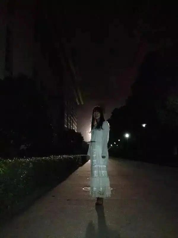 Giận tím người khi nhờ bạn thân chụp ảnh, nhìn thành quả chỉ muốn... nghỉ chơi-10