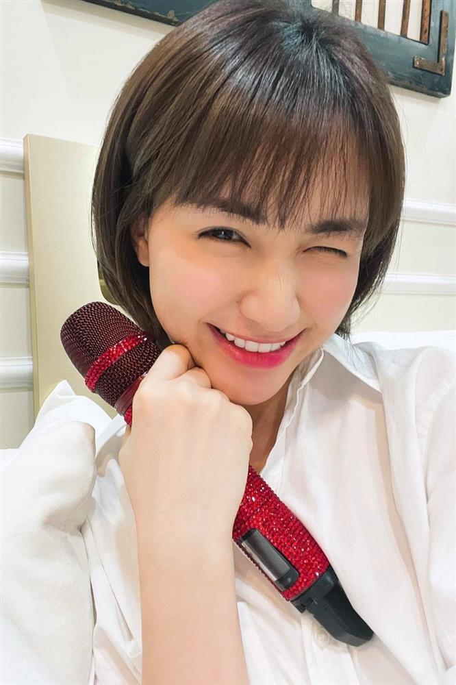 Tip hô biến tóc tém thành tóc dài không hề giả trân của Hòa Minzy-6