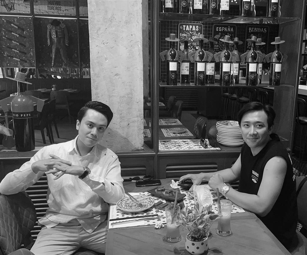 Trấn Thành để lộ bí mật của MC Thái Dũng trên livestream-7