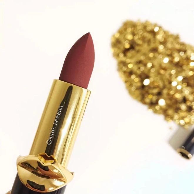 Cô nàng lo lắng cực độ vì thỏi son chưa dùng mà bị mảng trắng như mốc-12