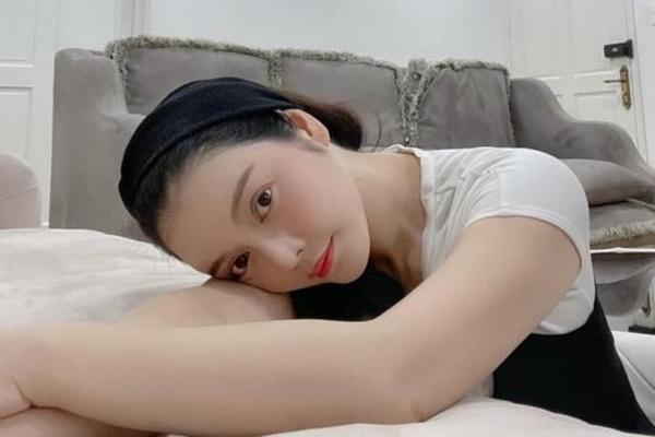 Lý Nhã Kỳ tiết lộ mối quan hệ với minh tinh TVB dù rất lâu không gặp-7