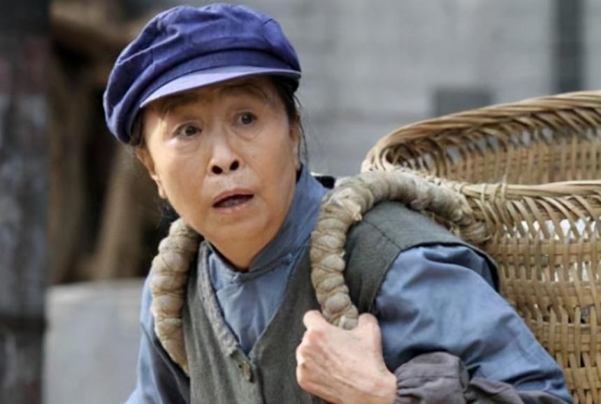 Những ngày cuối đời cô đơn của nữ diễn viên Hoàn Châu Cách Cách-3