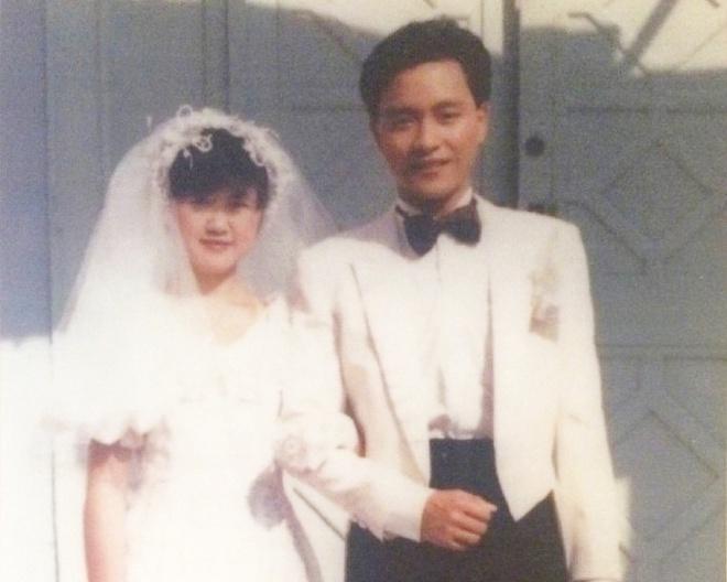 Ảnh cưới hiếm của Trương Quốc Vinh-2