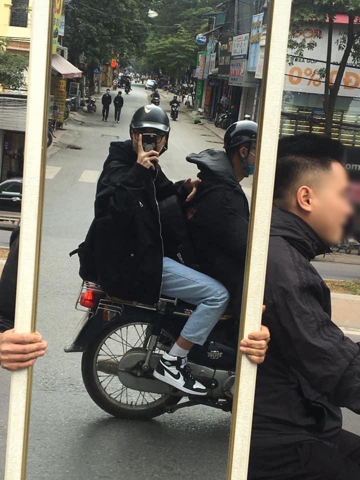 Loạt ảnh cao thủ không bằng tranh thủ của các thánh thích tự sướng-9