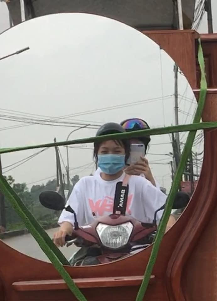 Loạt ảnh cao thủ không bằng tranh thủ của các thánh thích tự sướng-10