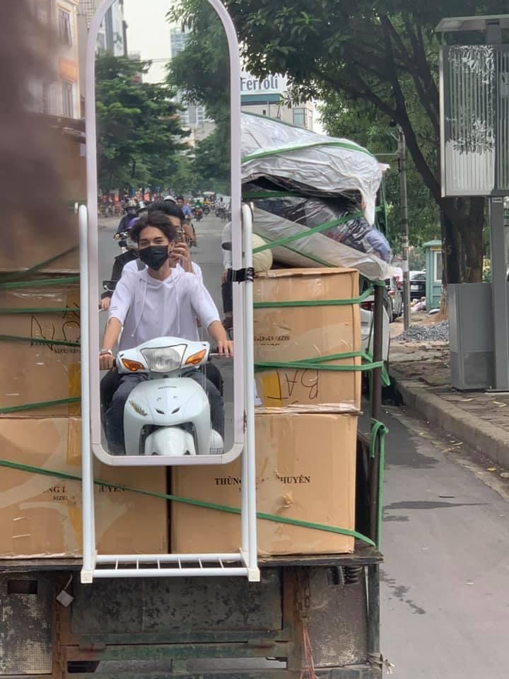 Loạt ảnh cao thủ không bằng tranh thủ của các thánh thích tự sướng-4