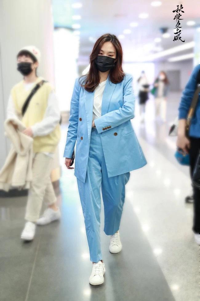 Mỹ nhân mặc suit đẹp nhất Cbiz: Đi đâu cũng diện và diện chất đét-1