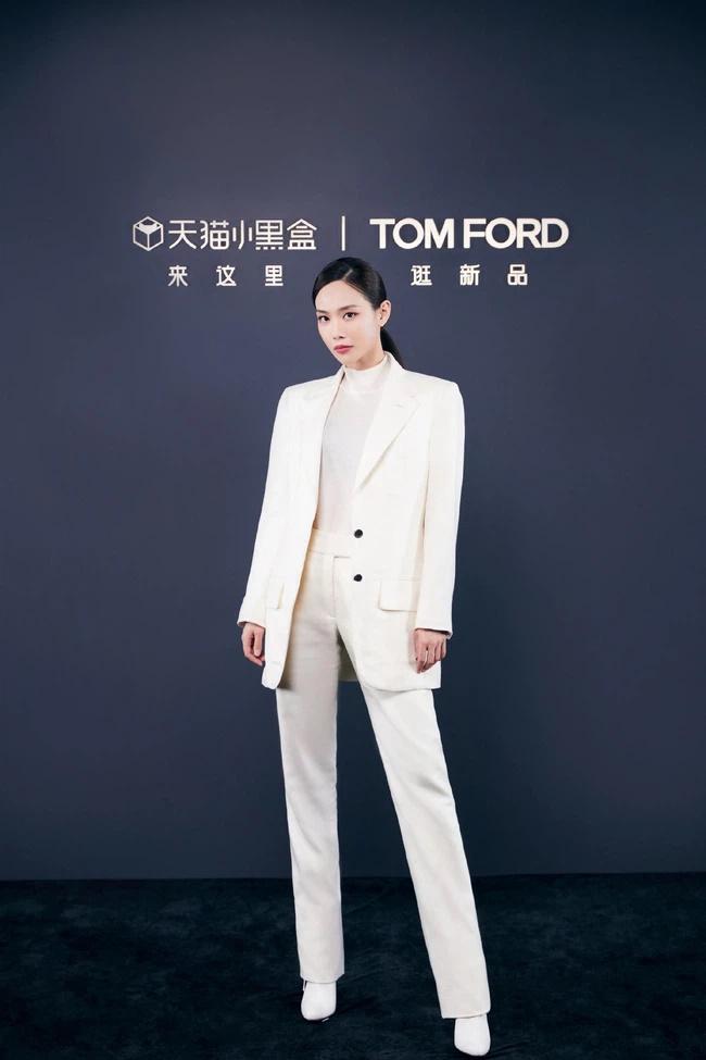 Mỹ nhân mặc suit đẹp nhất Cbiz: Đi đâu cũng diện và diện chất đét-13