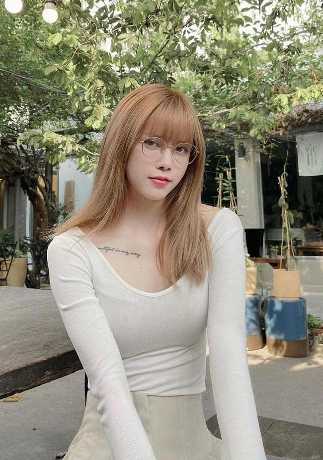 Team qua đường bắt trọn nhan sắc thật của Thiều Bảo Trâm tại sự kiện-6