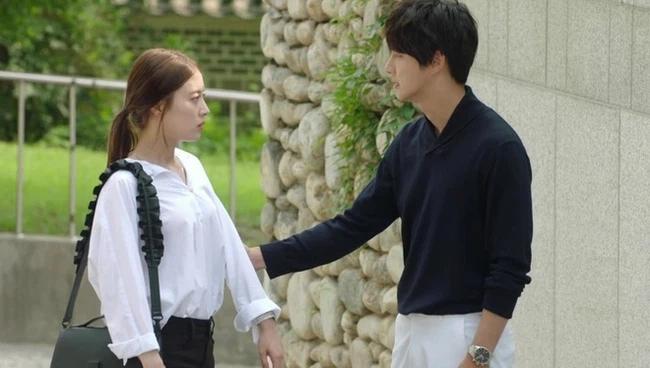 Mặc vợ ốm đi chăm nhân tình cả đêm, cô vợ gửi 1 vật khiến chồng quay về-2