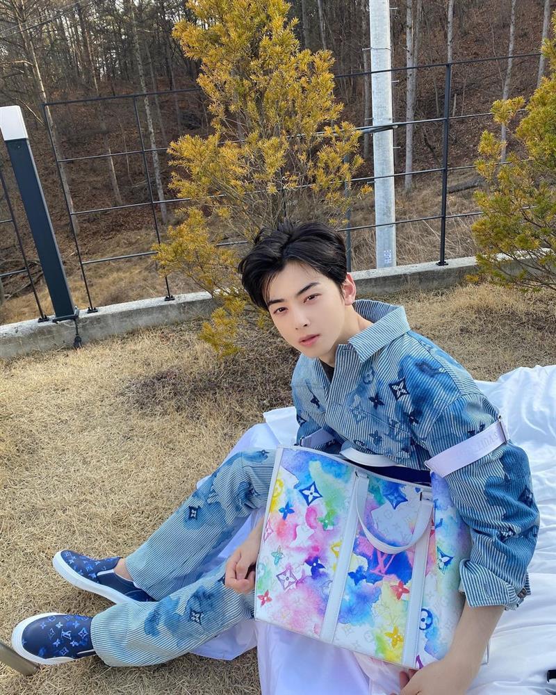 Style sao Hàn: BLACKPINK Rosé đọ eo mini với Han Ye Seul-9