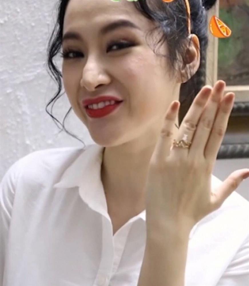 Những bộ phận bị cho biến dạng vì phẫu thuật thẩm mỹ của sao Việt-5