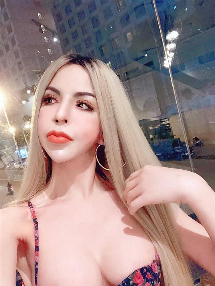 Những bộ phận bị cho biến dạng vì phẫu thuật thẩm mỹ của sao Việt-15