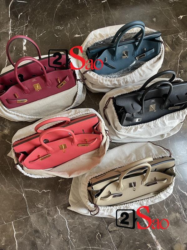 Mai Phương Thúy bày đồ hiệu chẳng giống ai trong nhà chục tỷ-8