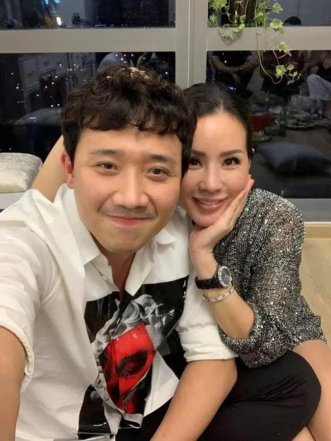 Thu Hoài ngỏ ý tặng áo 70 triệu, Trấn Thành phản ứng bất ngờ-1