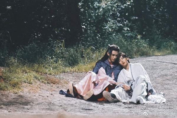 Tiếc hùi hụi những cảnh tình bể bình của Cung Tuấn và Trương Triết Hạn bị cắt khỏi Sơn Hà Lệnh-9