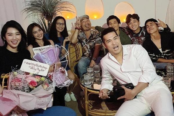 Trương Thế Vinh - Thúy Ngân bị tóm gọn khoảnh khắc ôm ấp tình tứ-5