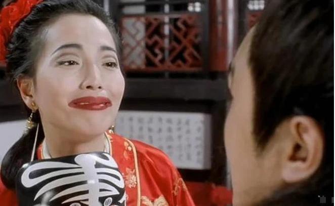 Mỹ nhân Châu Tinh Trì: Vào viện tâm thần vì sắp mặc váy cưới thì hôn phu mắc bệnh-3