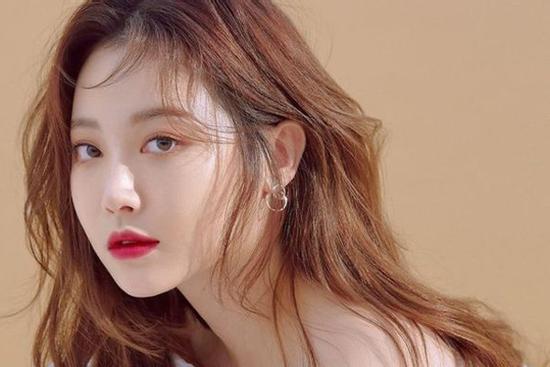 Chờ 2 năm tới, những con giáp này được thần tài 'rót' lộc vào nhà, công danh rực sáng