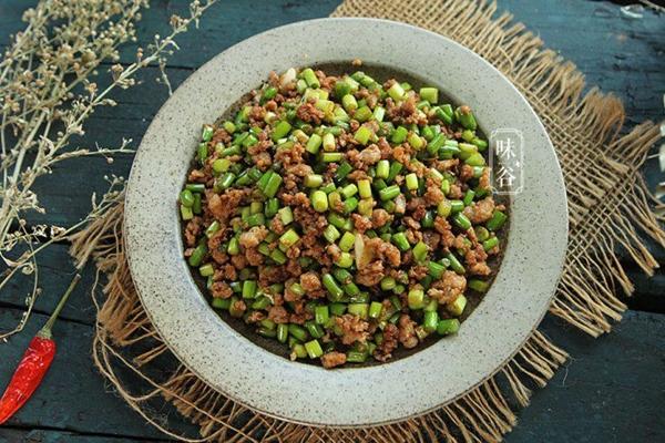 Loại rau xào với trứng vừa nhanh vừa ngon, cực tốt cho sức khỏe-5