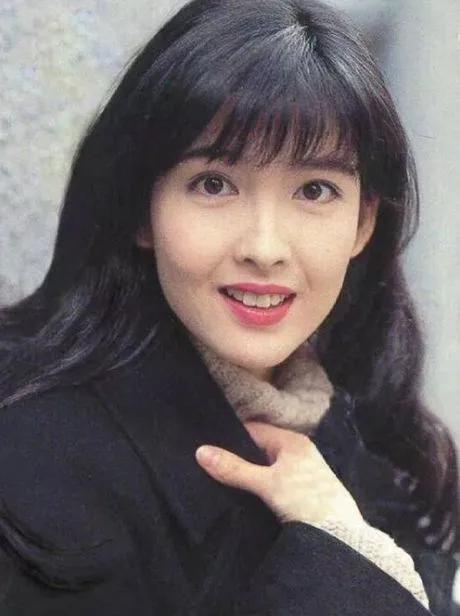 Biểu tượng nhan sắc Châu Huệ Mẫn bị đám đông lạnh nhạt-3