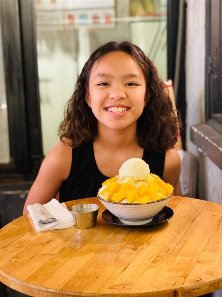 Loạt ảnh tình bể bình của vợ chồng Việt Hương khi đoàn tụ-7