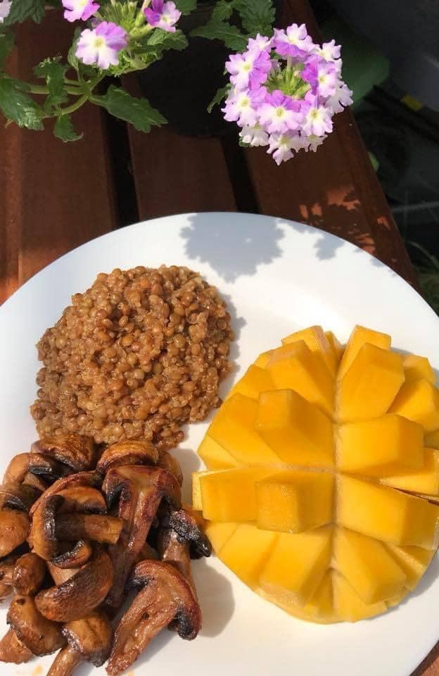 Mẹ Việt ở Pháp chia sẻ những đĩa cơm chay đơn giản nhưng vẫn đủ dinh dưỡng-9