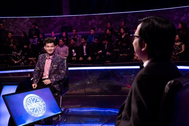 Xuân Bắc nhờ con trai tư vấn, giành 40 triệu đồng ở Ai Là Triệu Phú-1