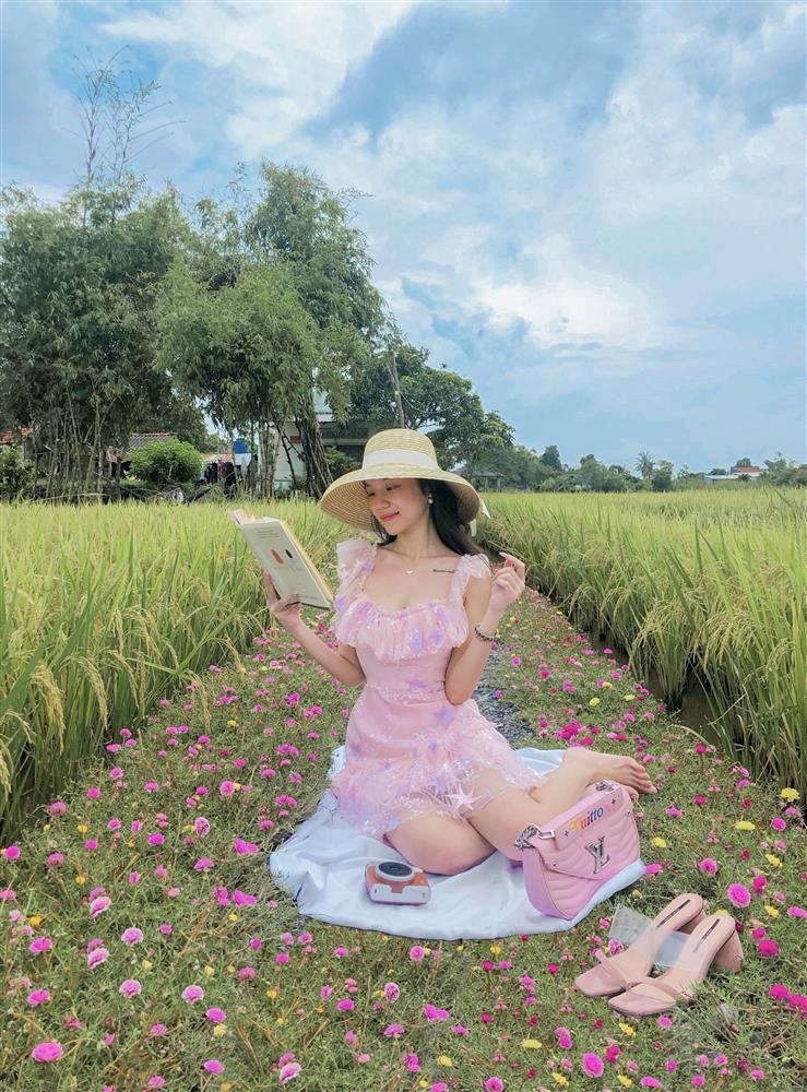 9x xinh đẹp cứ đến mùa hoa là lại hóa thân thành công chúa-12