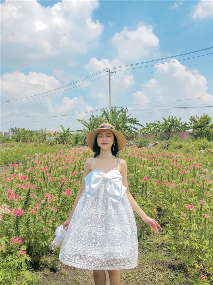 9x xinh đẹp cứ đến mùa hoa là lại hóa thân thành công chúa-14