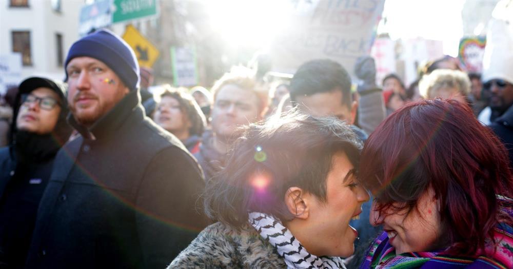 Vì sao ngày 1/4 được gọi là Cá tháng Tư-5