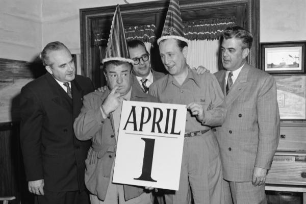 Ngày Cá tháng Tư bắt nguồn từ nước nào?-2