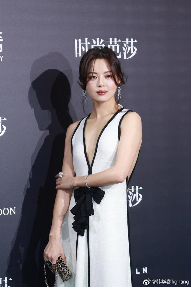 Thảm đỏ Bazaar Icons: Angela Baby tuột dốc visual, Dương Tử gây thất vọng-16