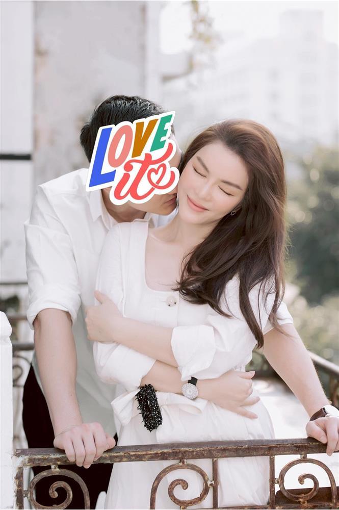 Lý Nhã Kỳ chuộng đồ trắng khi sánh đôi bên phi công-3