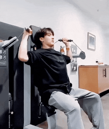 Mất máu trước loạt ảnh đậm vibe bạn trai lý tưởng của Jungkook-17