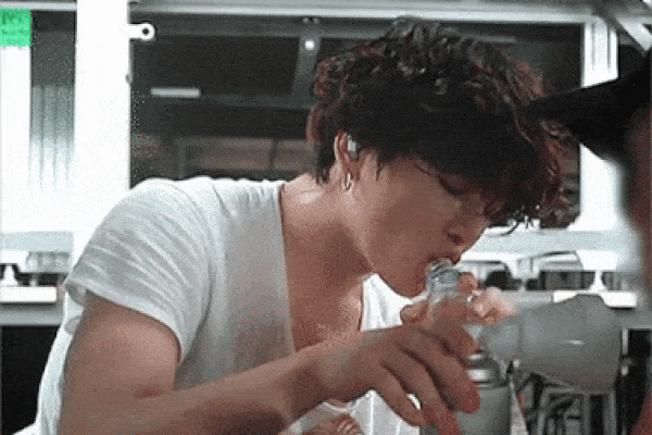 Hết hồn chim én nghe số tiền fan Trung gây quỹ Jungkook BTS-8